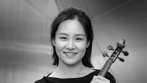 Weilu Zhang